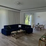 Zamkowa Park Apartamento *