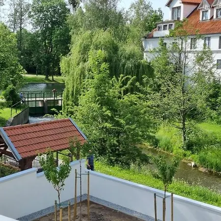 Lägenhet Apartament Zamkowa Park Z Widokiem Na Zamek Krzyzacki Z XIV Wieku , Ogrod, Rzeke I Kanal Wegorzewski