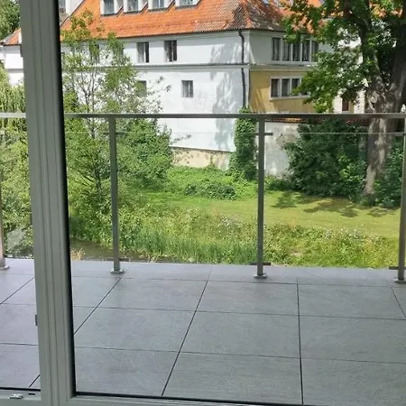 Lägenhet Apartament Zamkowa Park Z Widokiem Na Zamek Krzyzacki Z XIV Wieku , Ogrod, Rzeke I Kanal Wegorzewski Węgorzewo