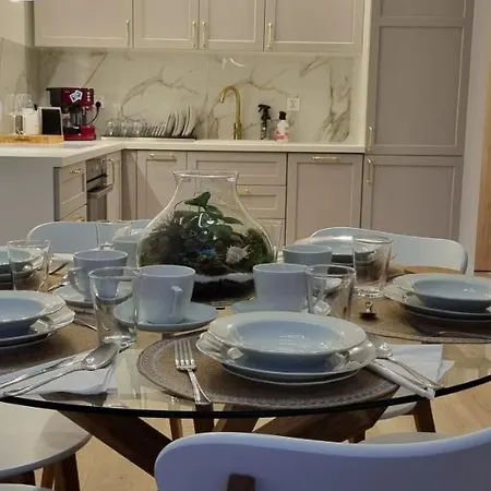 Lägenhet Apartament Zamkowa Park Z Widokiem Na Zamek Krzyzacki Z XIV Wieku , Ogrod, Rzeke I Kanal Wegorzewski
