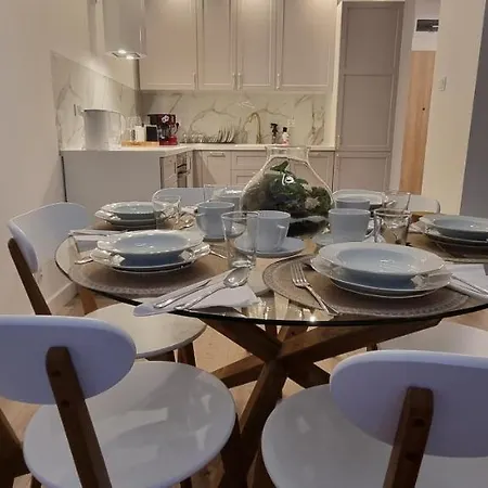 Zamkowa Park Венгожино