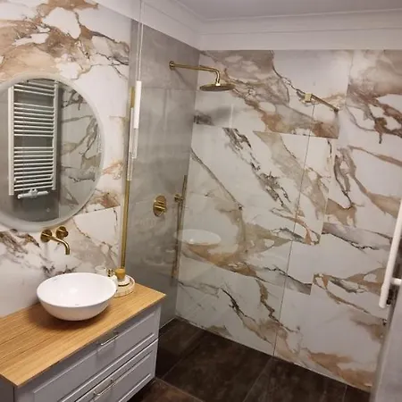 Zamkowa Park Венгожино