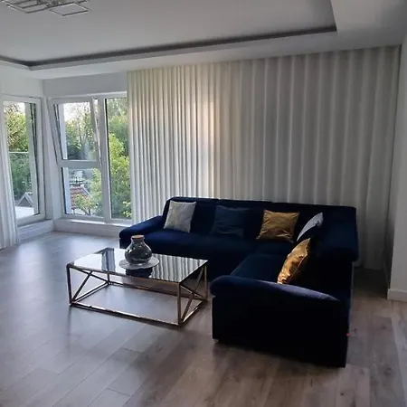 Apartament Zamkowa Park Z Widokiem Na Zamek Krzyzacki Z XIV Wieku , Ogrod, Rzeke I Kanal Wegorzewski Lägenhet Węgorzewo